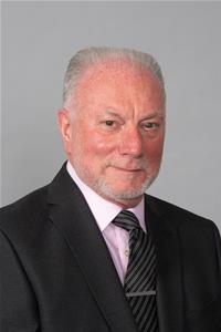 Profile image for Councillor Philip Lunn